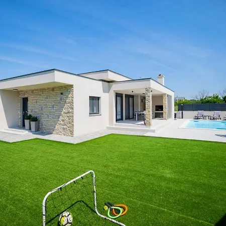 Rose בית נופש *