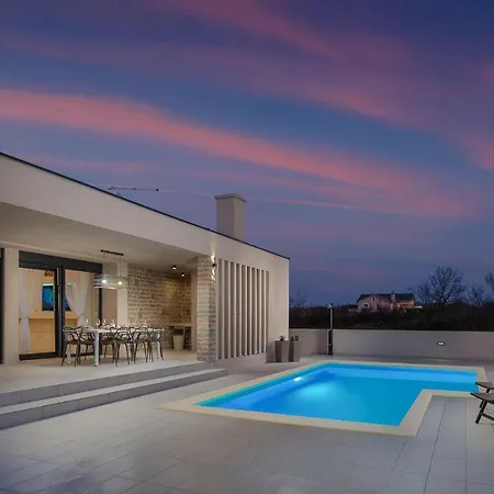 בית נופש Rose