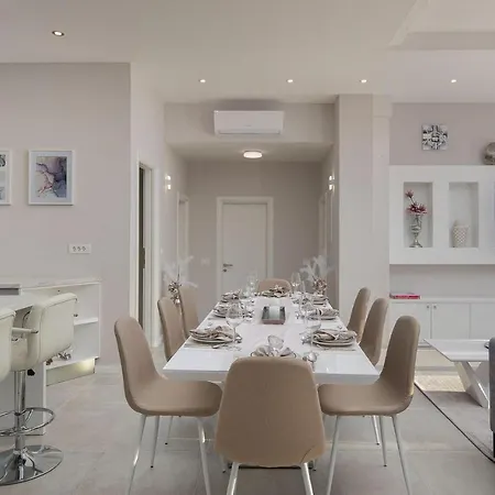 Vakantiehuis Rose Nin